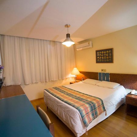 Sumatra Hotel E Centro De Convencoes Лондрина Экстерьер фото