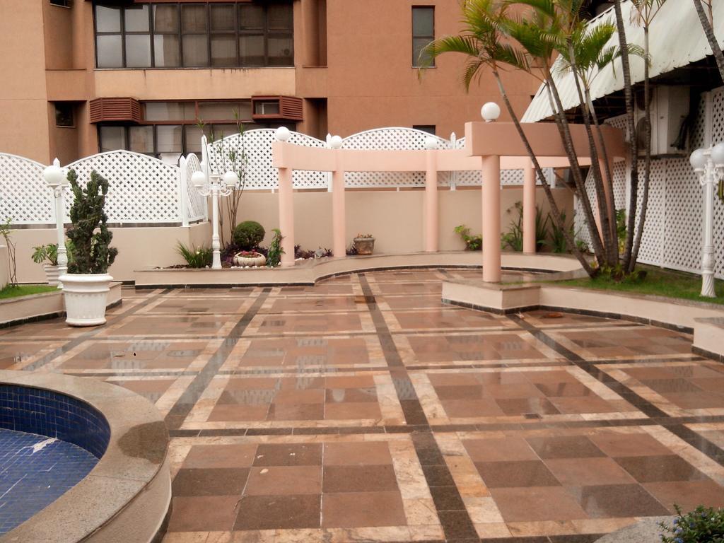 Sumatra Hotel E Centro De Convencoes Лондрина Экстерьер фото